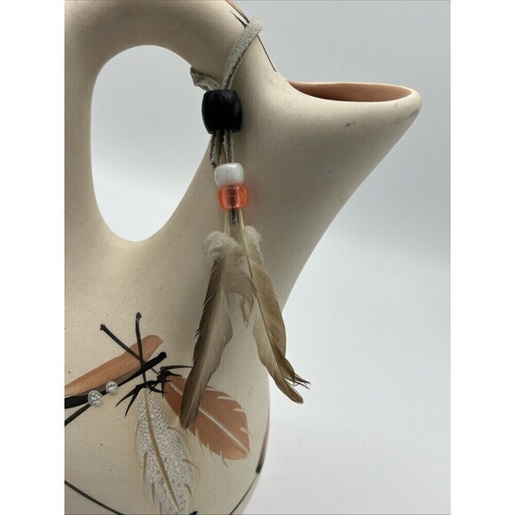 Native American Indian Pottery Feather Arrow Wedding Vase Signed Little Red - Picture 6 of 9
